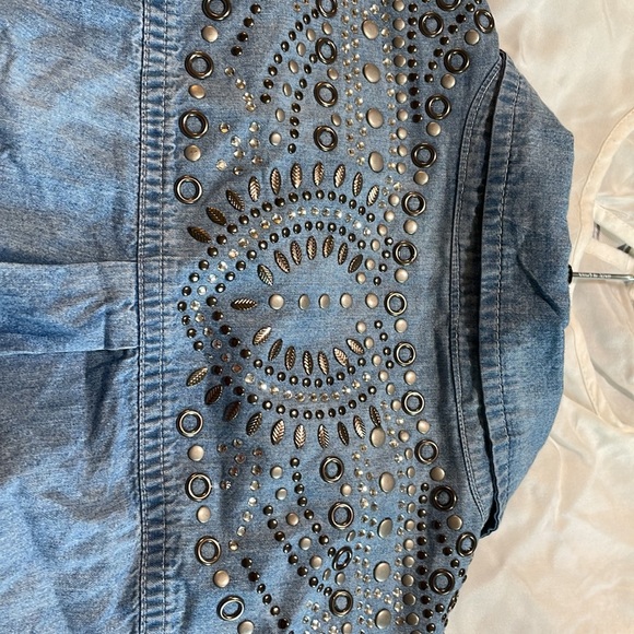 Tantrums button up shirt XXL with studded rhinestone design on back. - Picture 3 of 5
